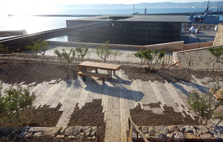 Jardin des Migrations-Fort St Jean à Marseille - Lauréat 2014 Catégorie Jardin urbain @Agence APS