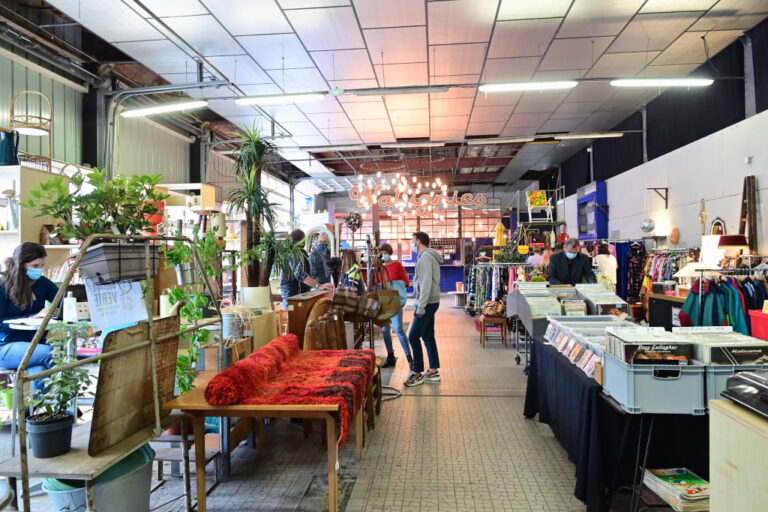 Sur l’Ile de Nantes, le Wattignies, l’autre lieu unique