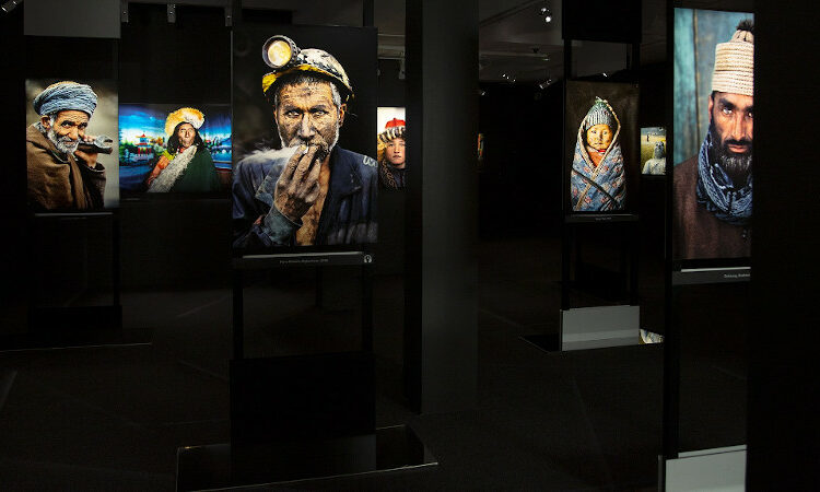 Le Monde de Steve McCurry, au musée Maillol