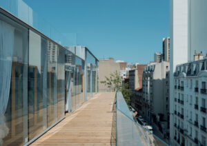 À Paris, Akirya, restructuration d’un bâtiment industriel par AAVP