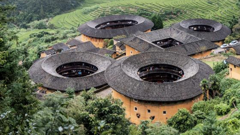 Tulou du Fujian - Architectures revisitées par Xu Tiantian / DnA