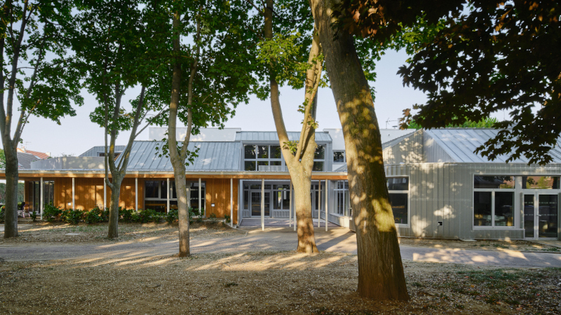 À Chevilly-Larue, rénovation thermique de l’école Jacques Gilbert-Collet par croixmariebourdon