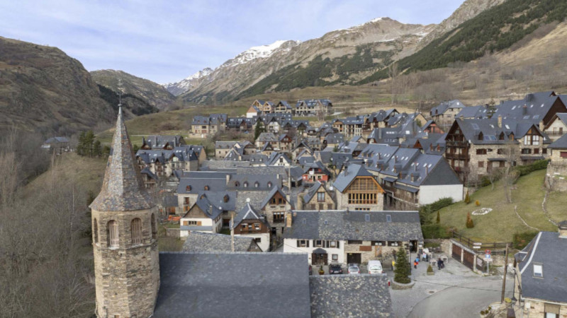 À Babergue, à 1 500 m d’altitude, Casa Roy signée TAA