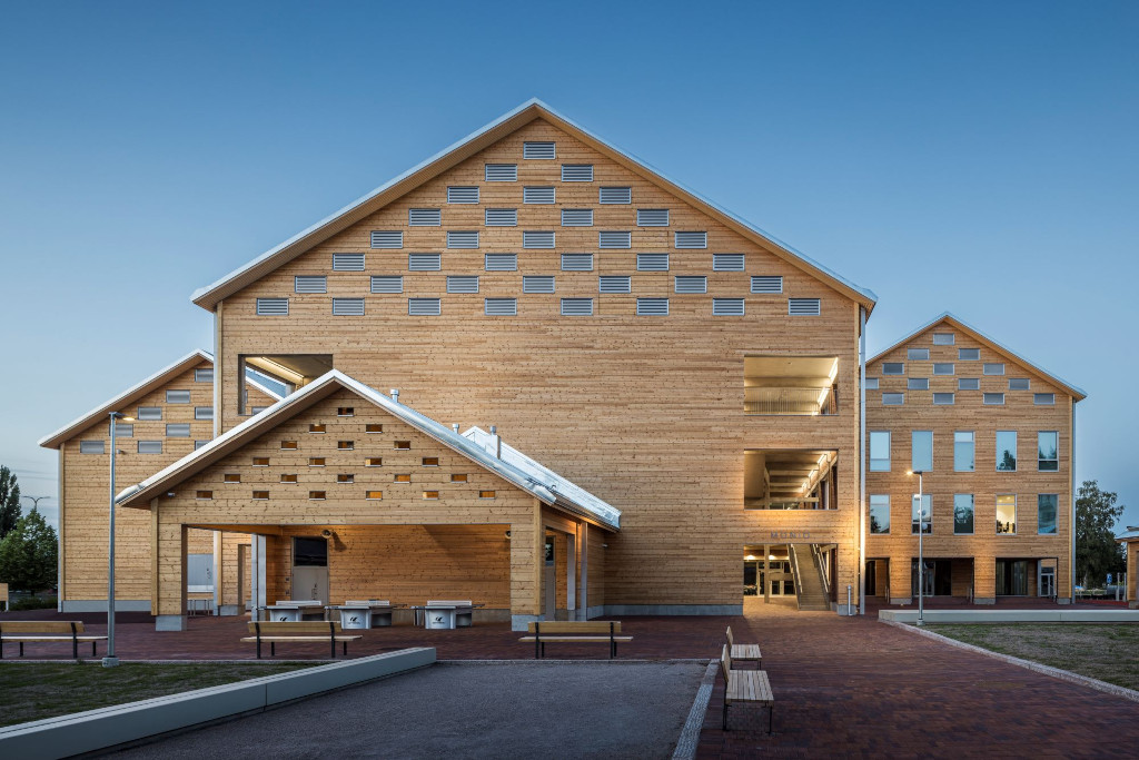 International Award for Wood Architecture Ecole Finlande 