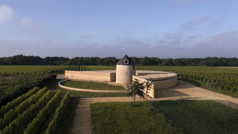 À Sarzeau, Chai viticole par Carmen Maurice Architecture