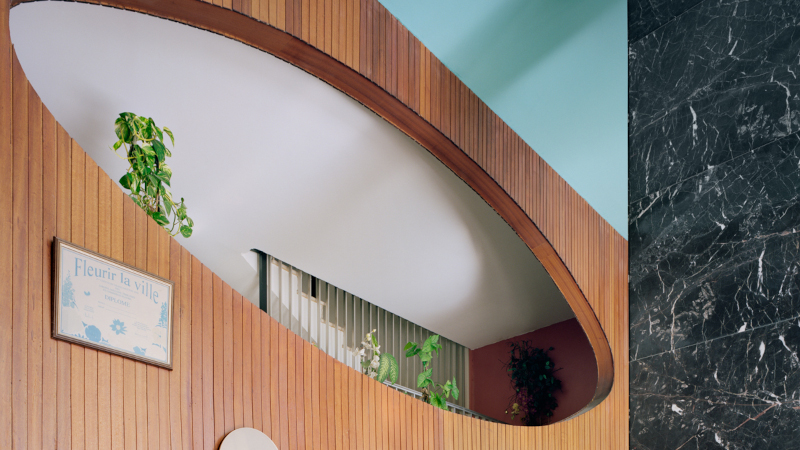 Cité Oasis : intérieurs, par Laurent Kronental et Charly Broyez