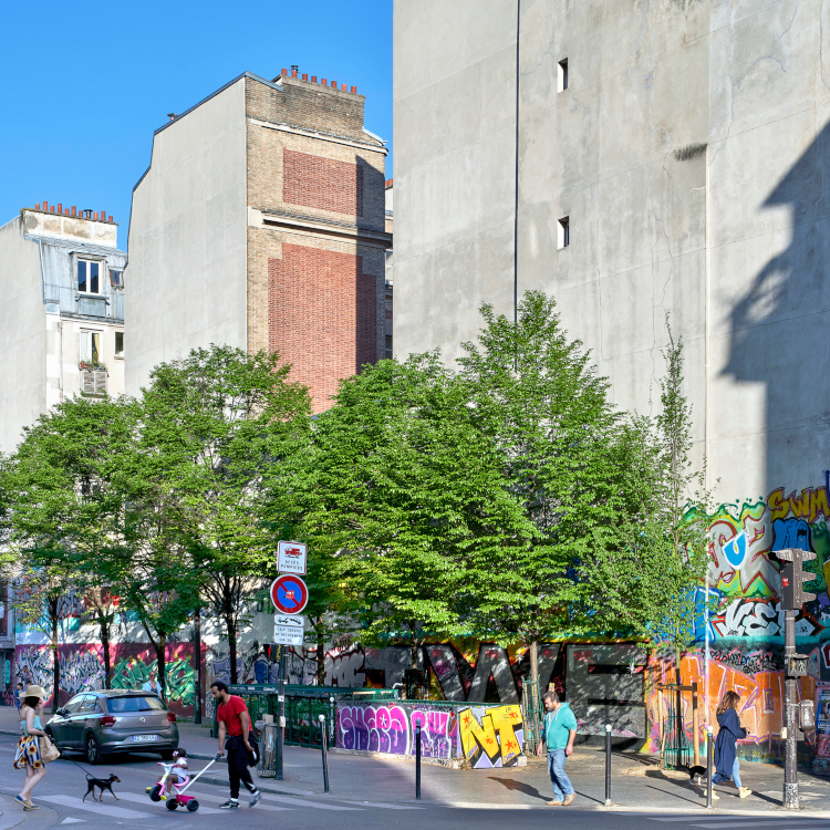 Paris 11, rue de la Fontaine au Roi @Michel Denancé