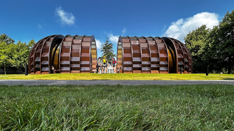 A Capsule in Time, by Marine Tabassum ou une brève histoire du temps