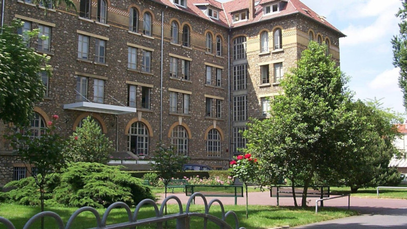 Sous prétexte d’économies, au ministère de l’Éducation nationale, la gabegie ?