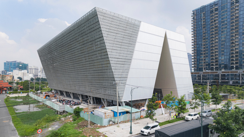 À Saïgon, visite de chantier