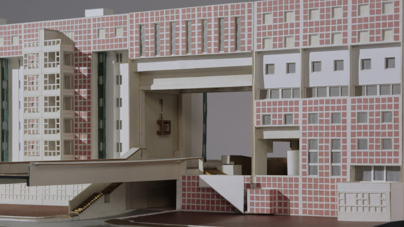 À Noisy-le-Grand, la Noiseraie de Ciriani attaquée de l’extérieur