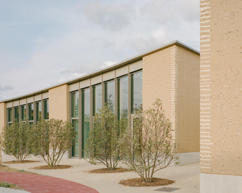 Évry-Courcouronnes, Pôle enfance et sportif