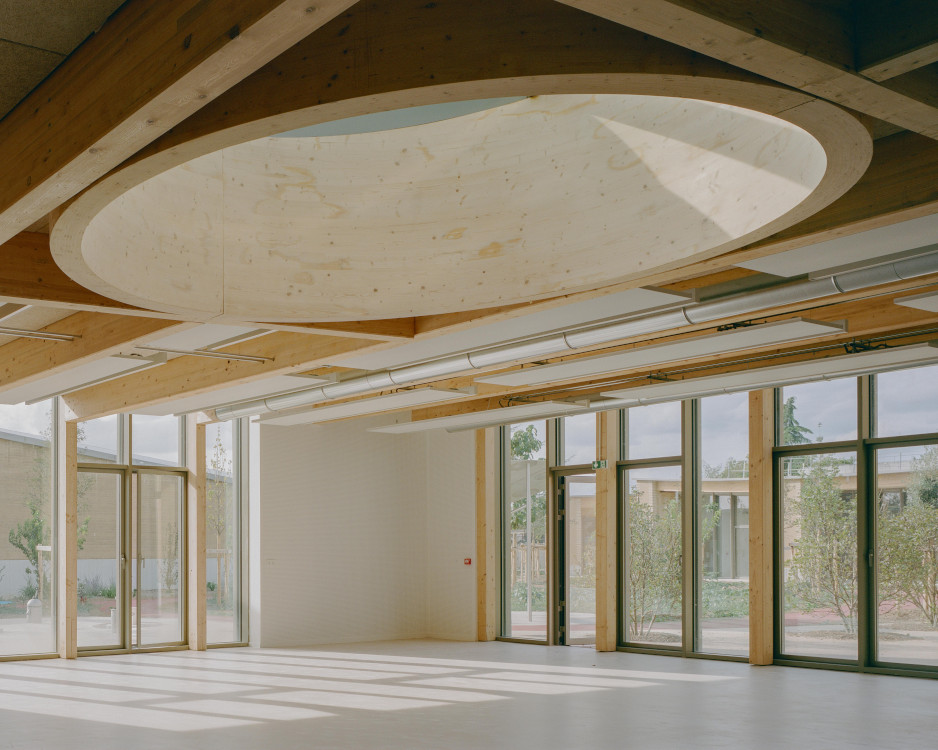 Évry-Courcouronnes, Pôle enfance et sportif