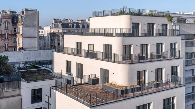 À Paris, 34 logements sociaux et une crèche par PietriArchitectes