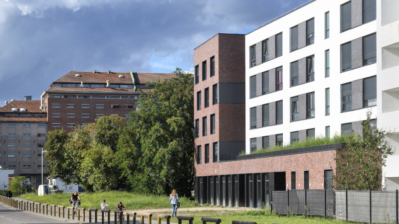 À Nancy, résidence Les Grands Moulins et 93 logements par OSLO