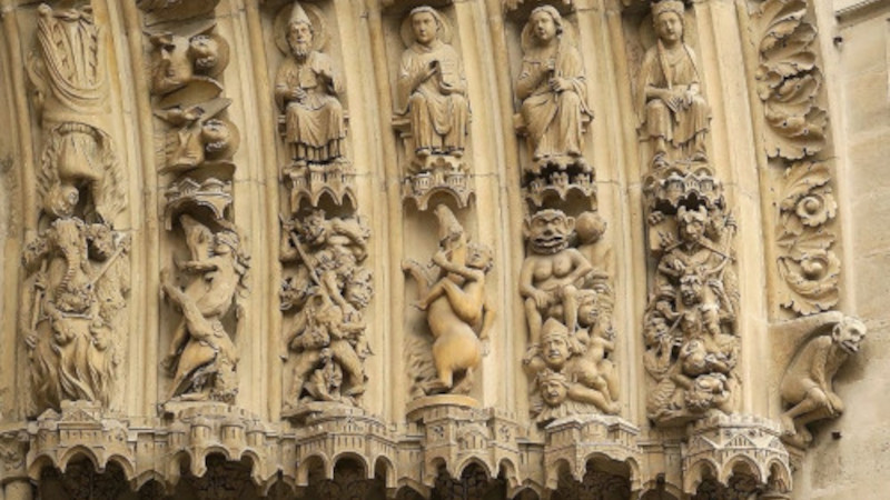 Les secrets dévoilés de la façade de Notre-Dame de Paris  