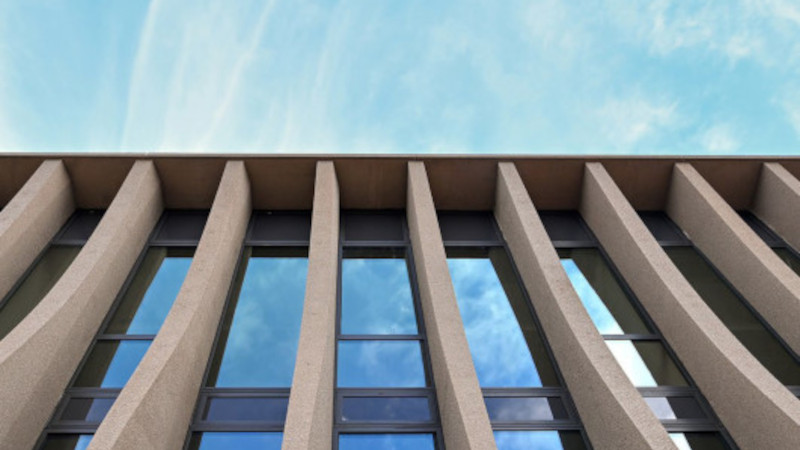 À Ajaccio, Conservatoire Henri Tomasi par Rudy Ricciotti et Amélia Tavella