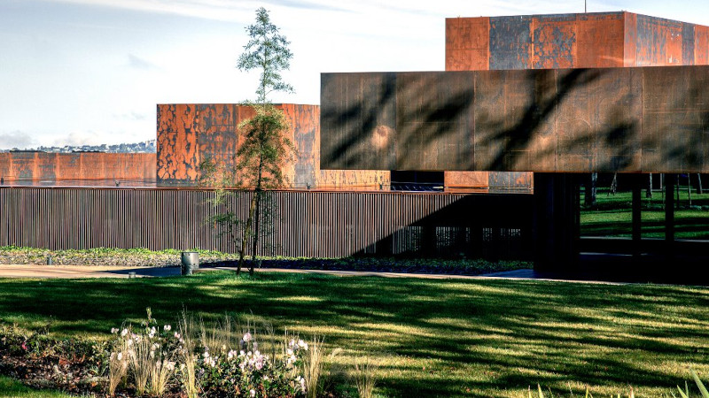 « RCR Arquitectes : racines et ailes »