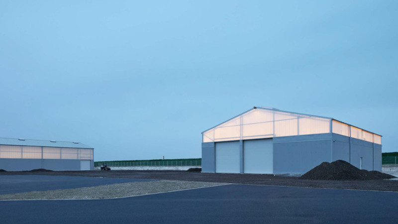 À Witry-Caurel, une halle industrielle et un atelier par AT-O