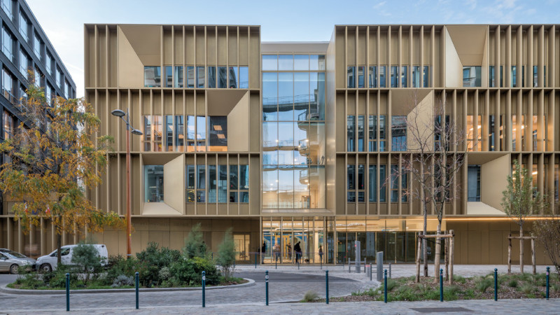 À Pantin, groupe scolaire Sophie Germain par Hessamfar &amp; Vérons