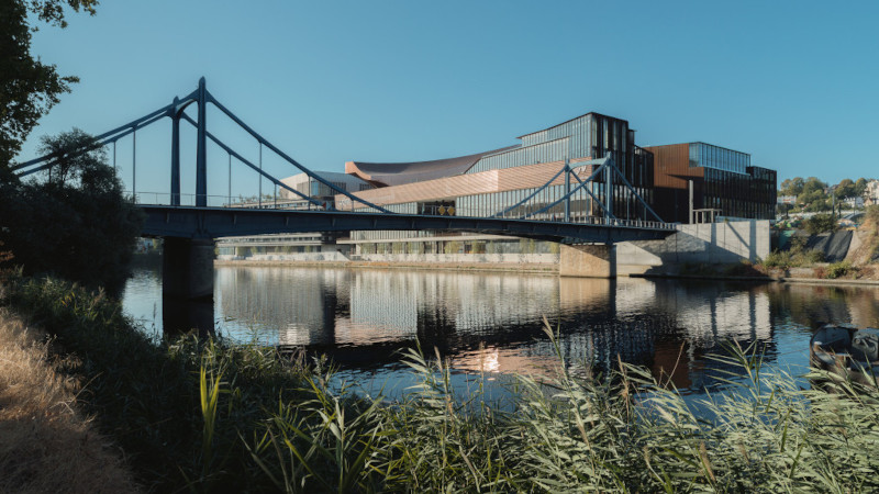 À Boulogne-Billancourt, « Large, cultures contemporaines » par RCR