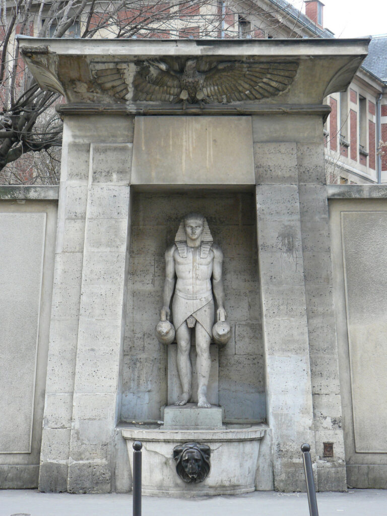Fontaine du Fellah, Métro Vaneau, Paris 